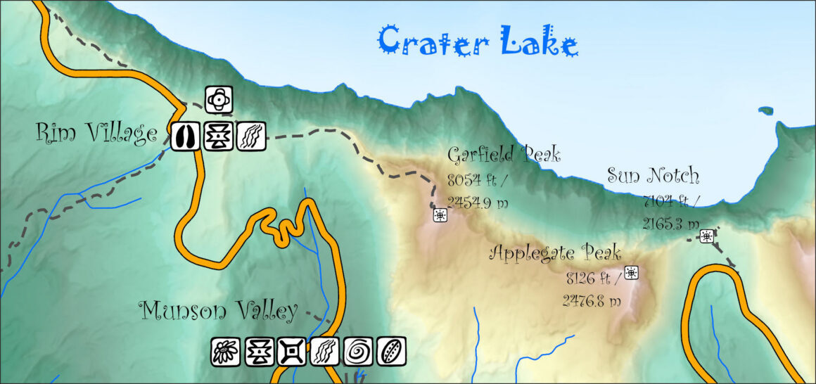 Topografische Karte des Crater Lake Nationalparks mit Höhenfarben, Wanderwegen und Straßen, dargestellt mit Orten wie Rim Village, Munson Valley, Garfield Peak, Applegate Peak und Sun Notch sowie Höhenangaben in Fuß und Metern.