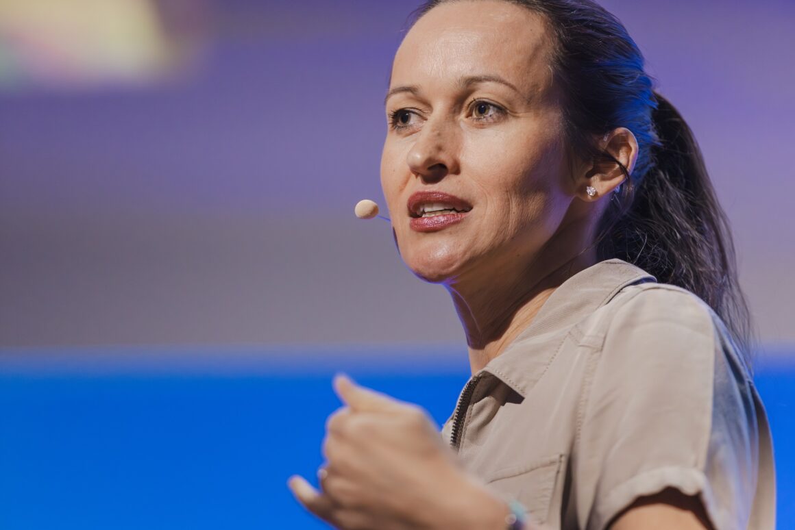 Pilotin Nicola Winter