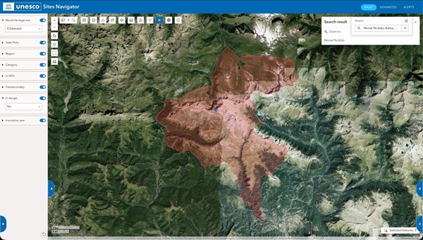 Satellitenkarte im UNESCO Sites Navigator mit markiertem Schutzgebiet um das Mont-Perdu-Massiv in den Pyrenäen.