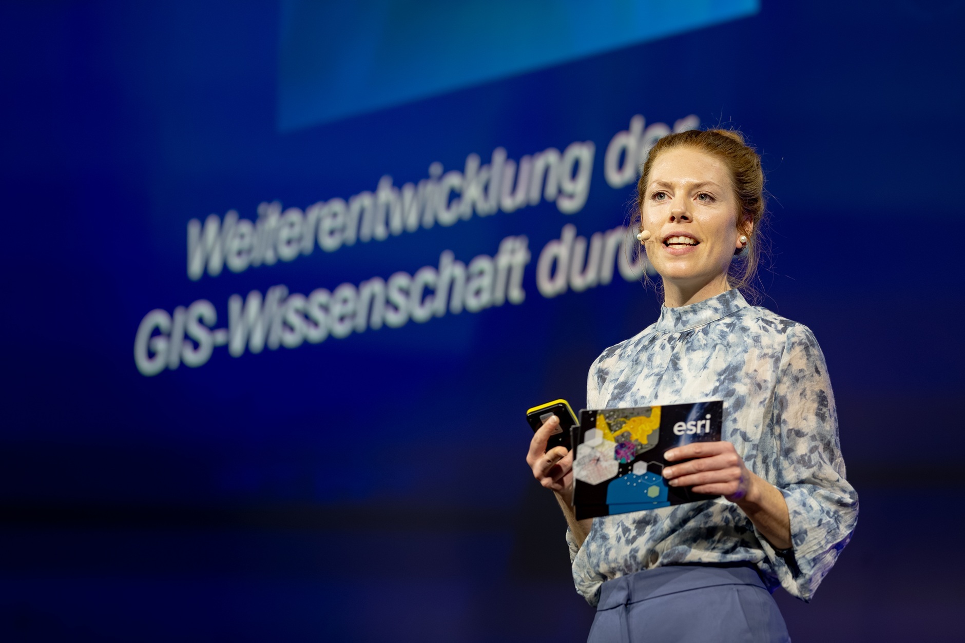 Alina Krämer von Esri Deutschland spricht über AI in ArcGIS