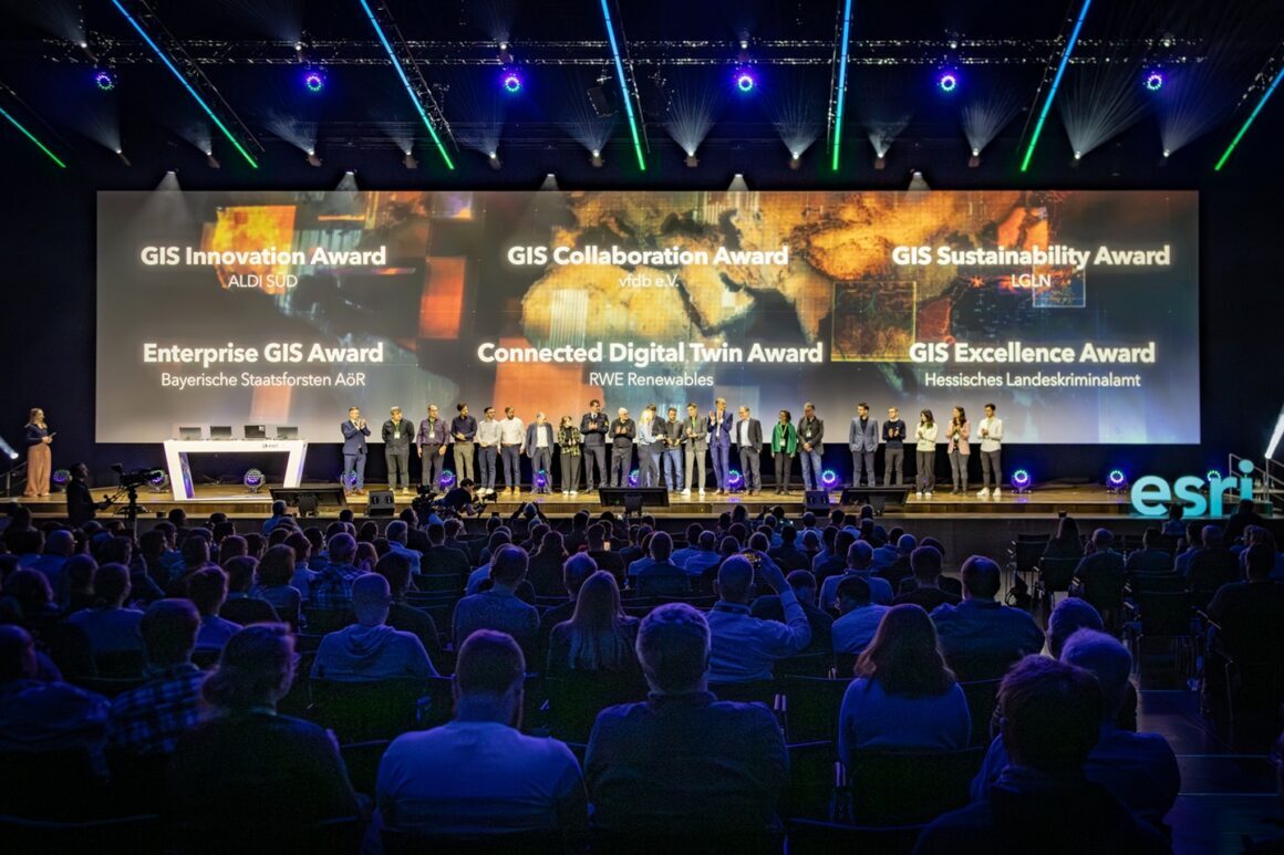 Die Customer Success Awards 2025 auf der Esri Konferenz 2025 in Bonn
