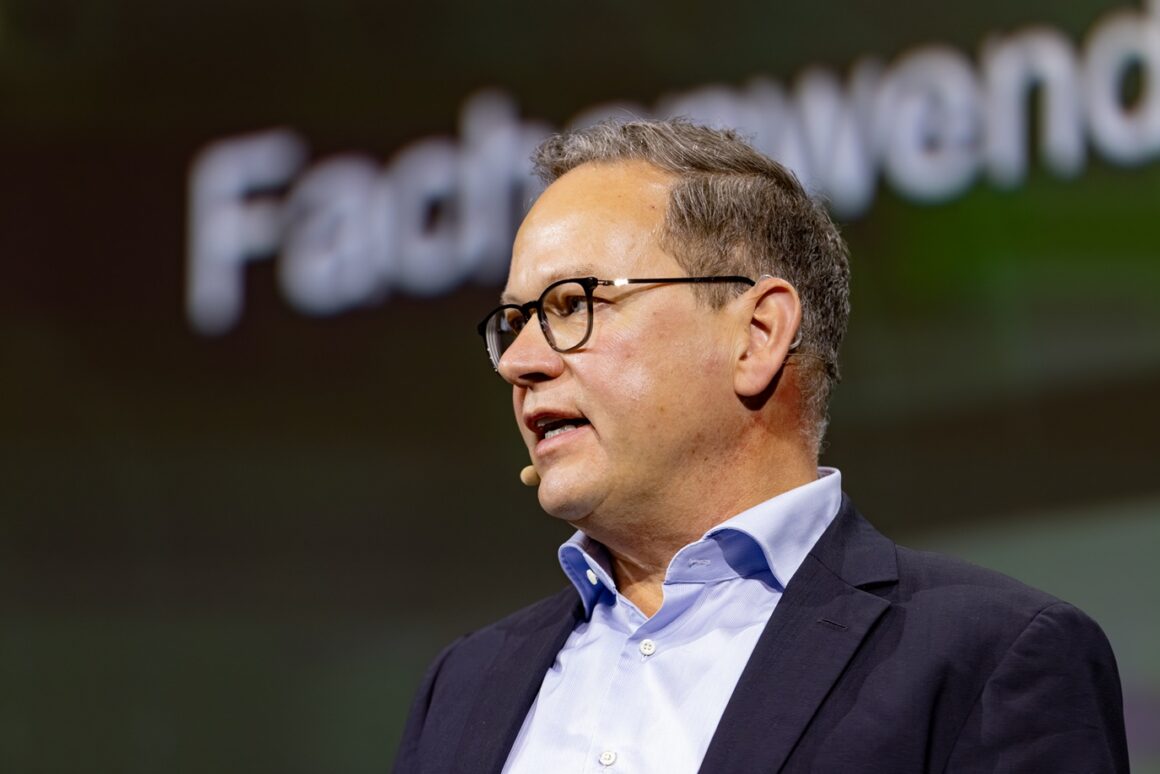 Bernhard Müller von den Bayerischen Staatsforsten spricht über das Forstmanagement 4.0