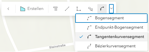 Screenshot einer GIS-Bearbeitungsoberfläche mit geöffnetem Dropdown-Menü zur Auswahl von Kurvensegmenten. Angezeigt werden Optionen wie „Bogensegment“, „Endpunkt-Bogensegment“, „Tangenten­kurvensegment“ sowie „Bézierkurvensegment“, während im Hintergrund eine Kartenansicht mit Straßenbeschriftung sichtbar ist.
