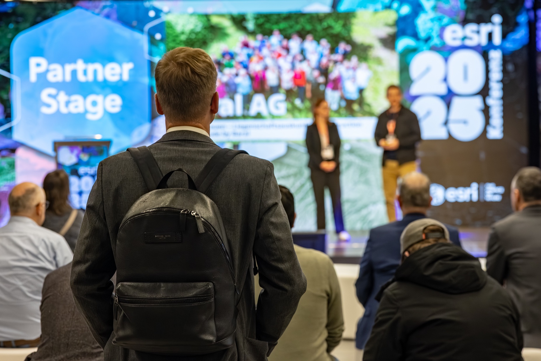 Vortrag von Esri Partner Baral auf der Partner Stage